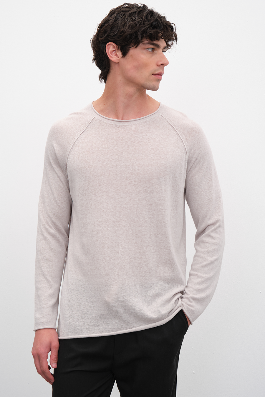 Raglan Sleeve Lightweight Unisex Sweater in Cotton/Linen Blend