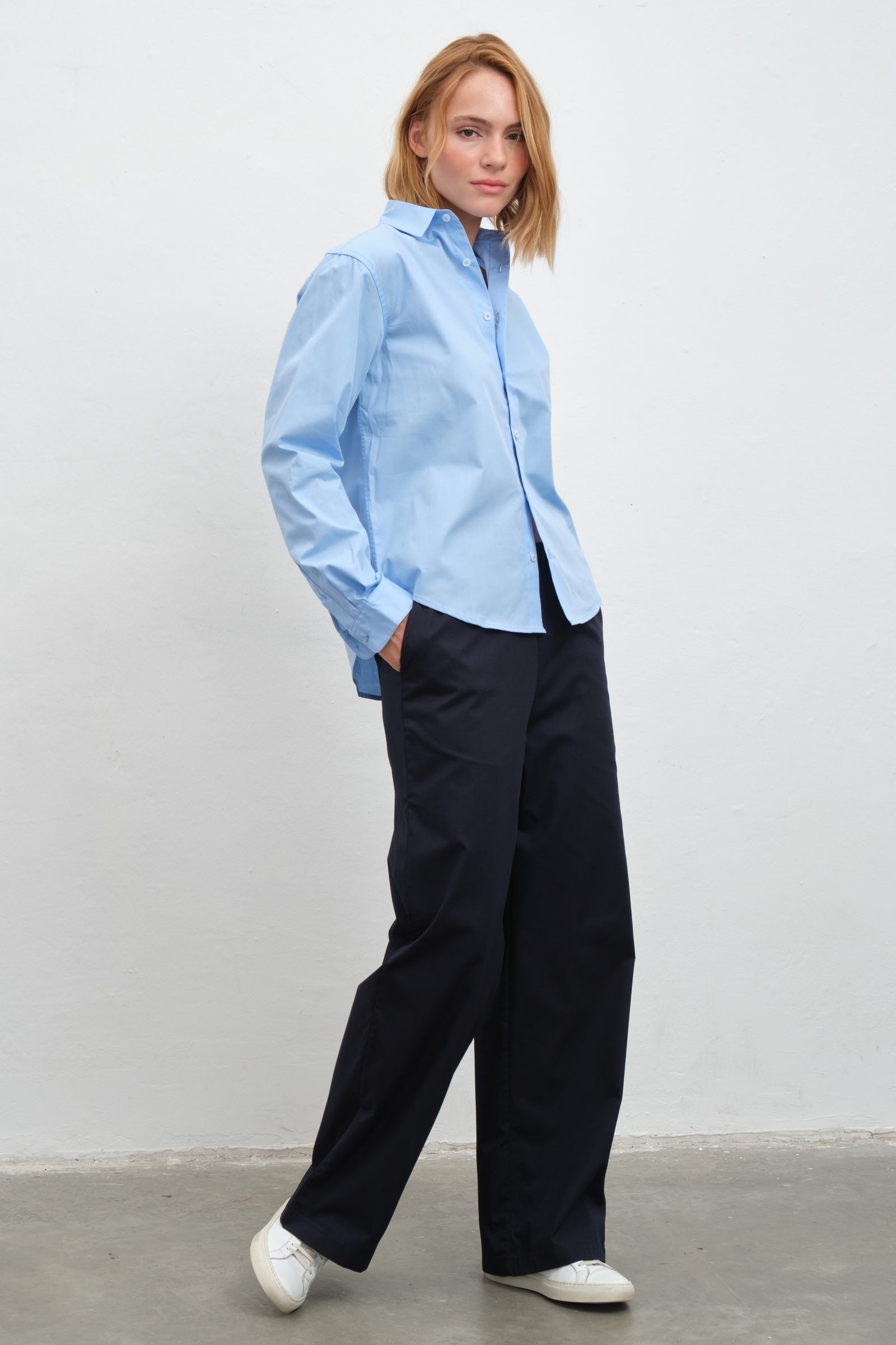 Pull-On Pants in Cotton Gabardine