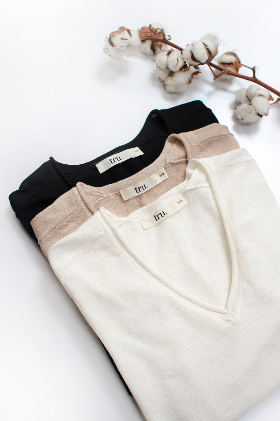 Lightweight V Neck Sweater in Cotton/Linen Blend