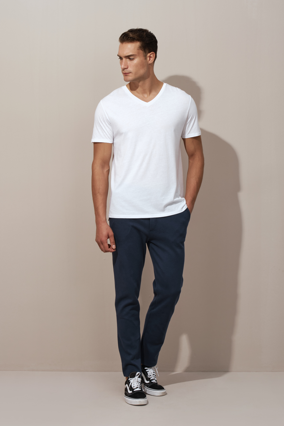 V Neck T-shirt in Lightweight Cotton/Modal Blend