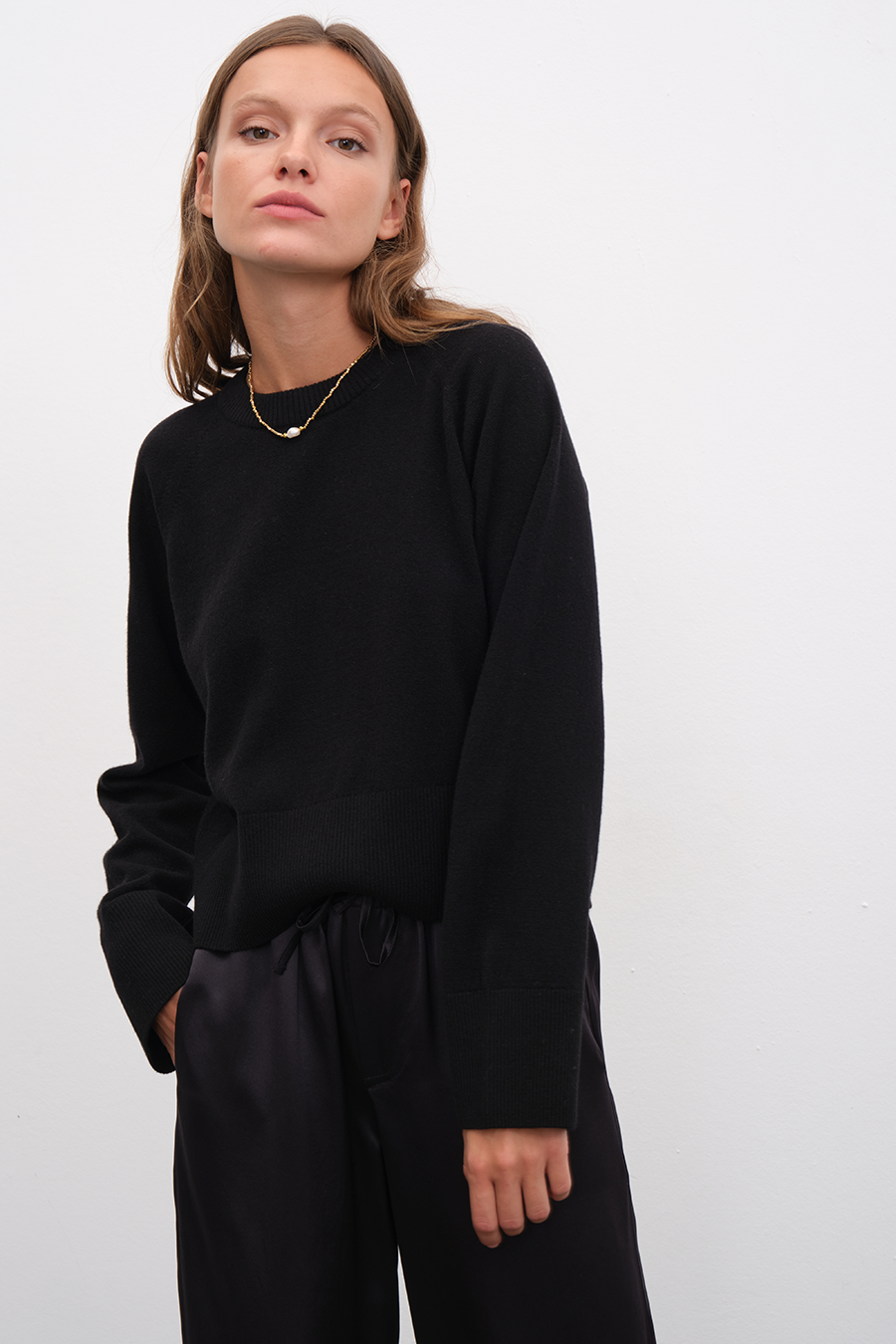 Raglan Sleeve Crop Cashmere Merino Sweater