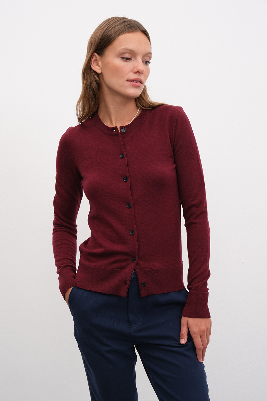 Lightweight Merino Fitted Cardigan