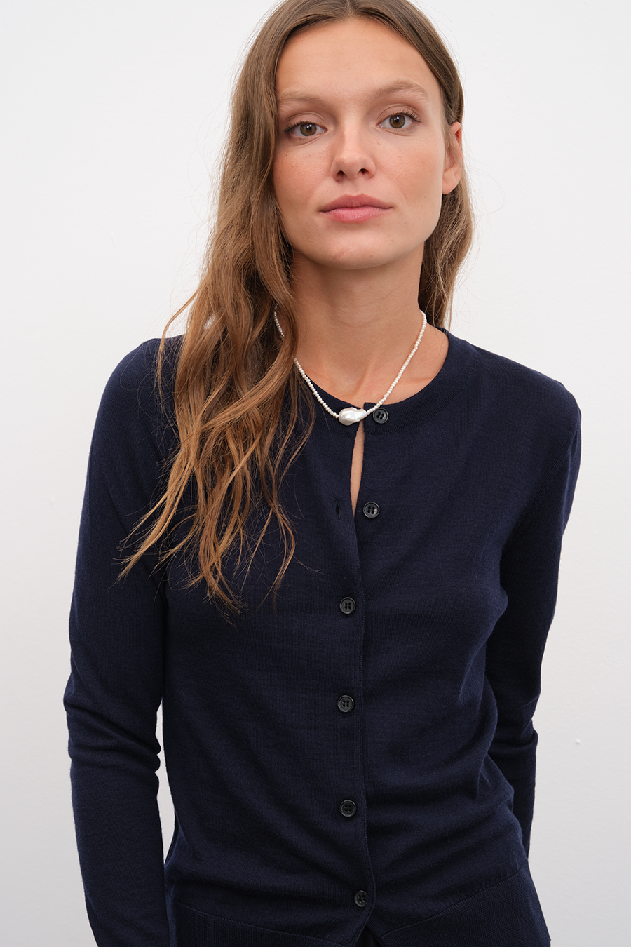 Lightweight Merino Fitted Cardigan