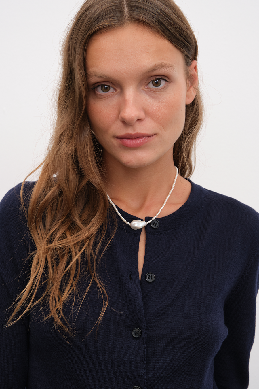 Lightweight Merino Fitted Cardigan