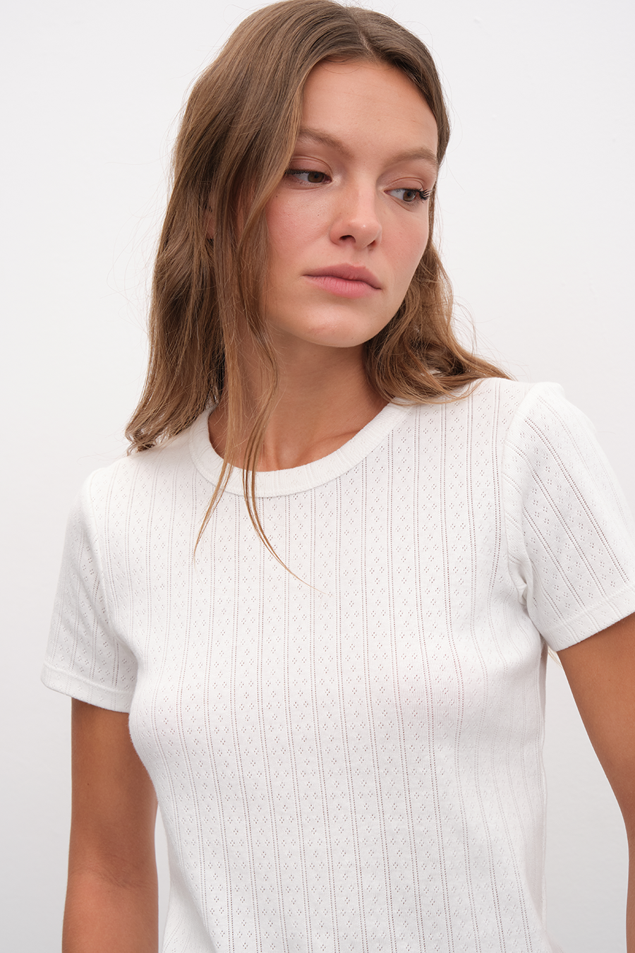 Crew Neck Fitted T-shirt in Pointelle Cotton