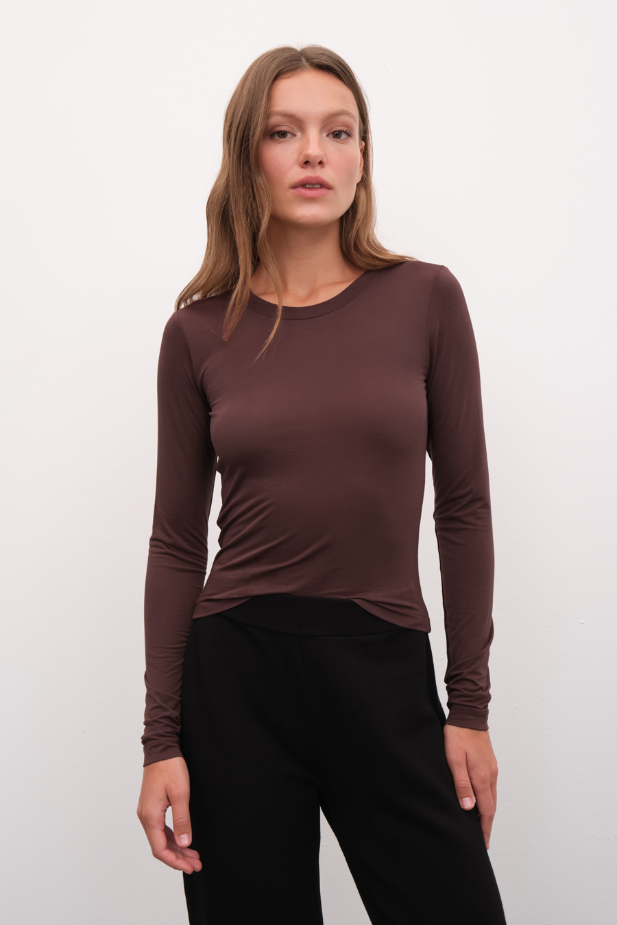 Featherweight Form-Fitting Long Sleeve T-shirt