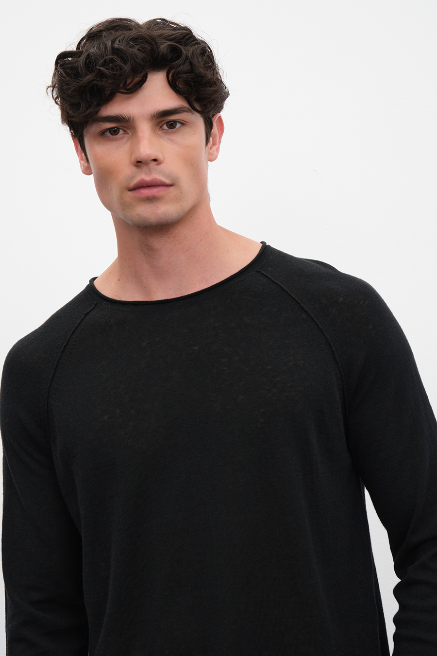 Raglan Sleeve Lightweight Unisex Sweater in Cotton/Linen Blend