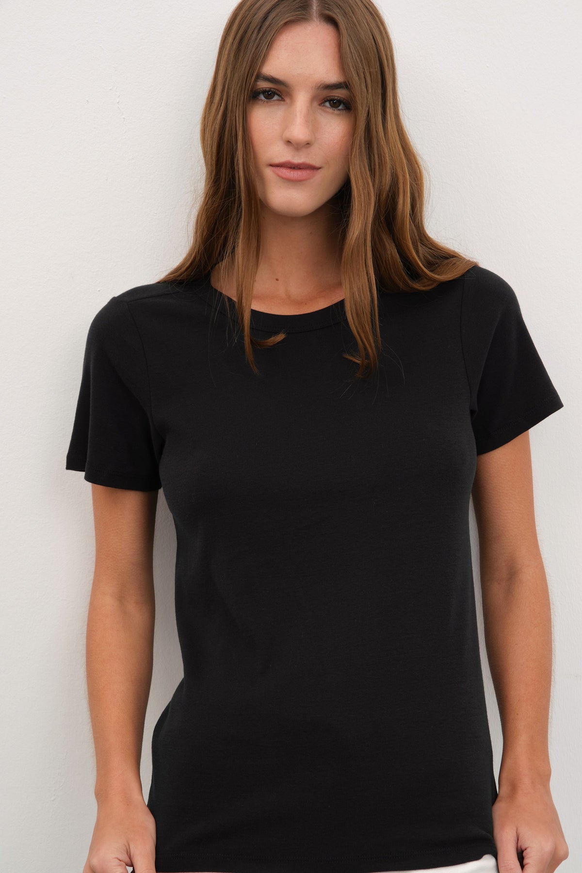 Crew Neck Fitted T-shirt in Micro-Ribbed Cotton
