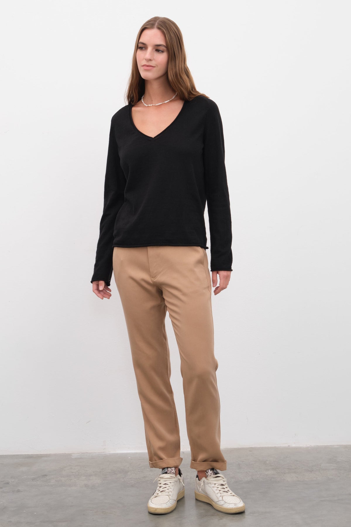 Lightweight V Neck Sweater in Cotton/Linen Blend