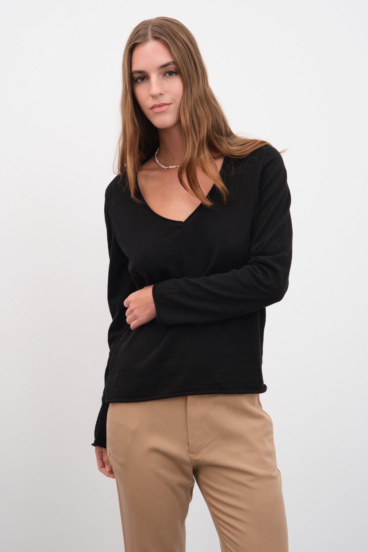 Lightweight V Neck Sweater in Cotton/Linen Blend