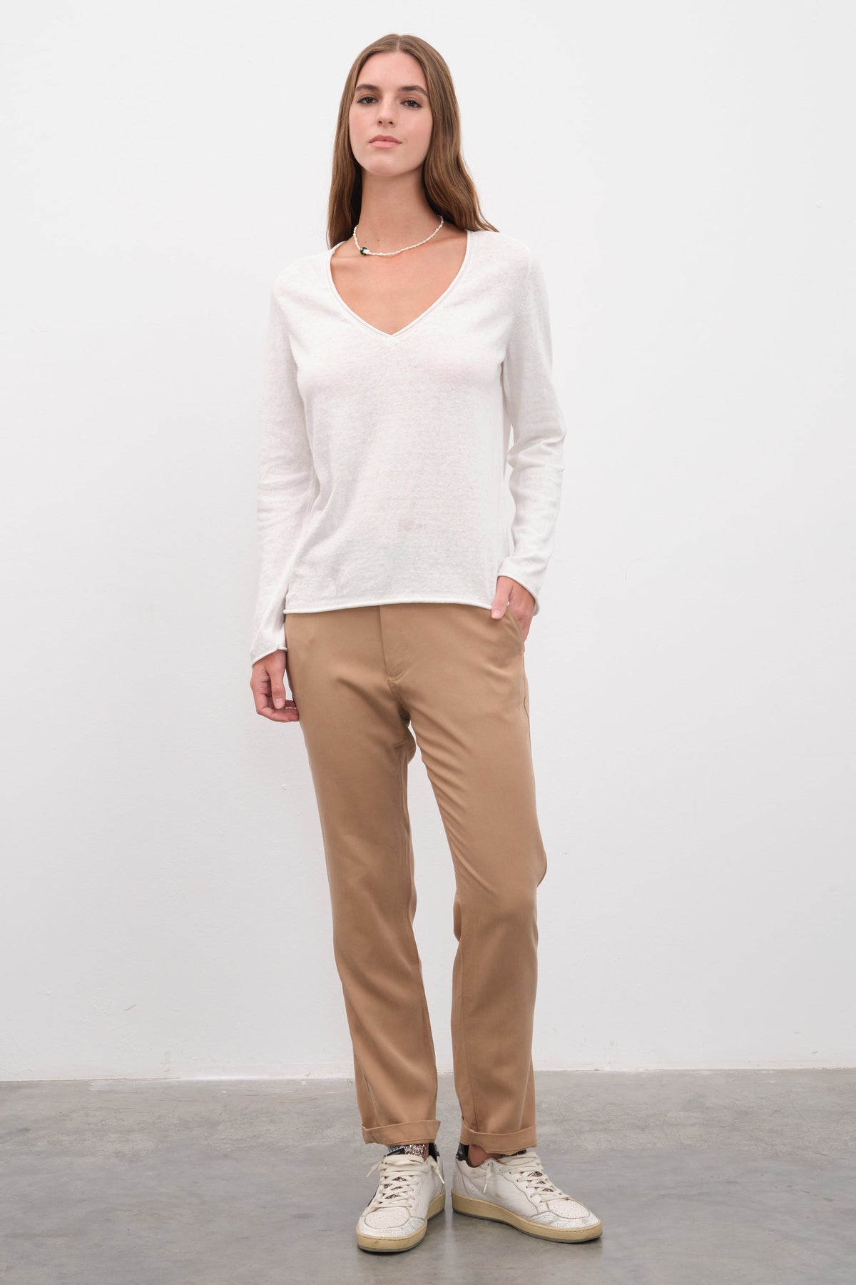 Lightweight V Neck Sweater in Cotton/Linen Blend