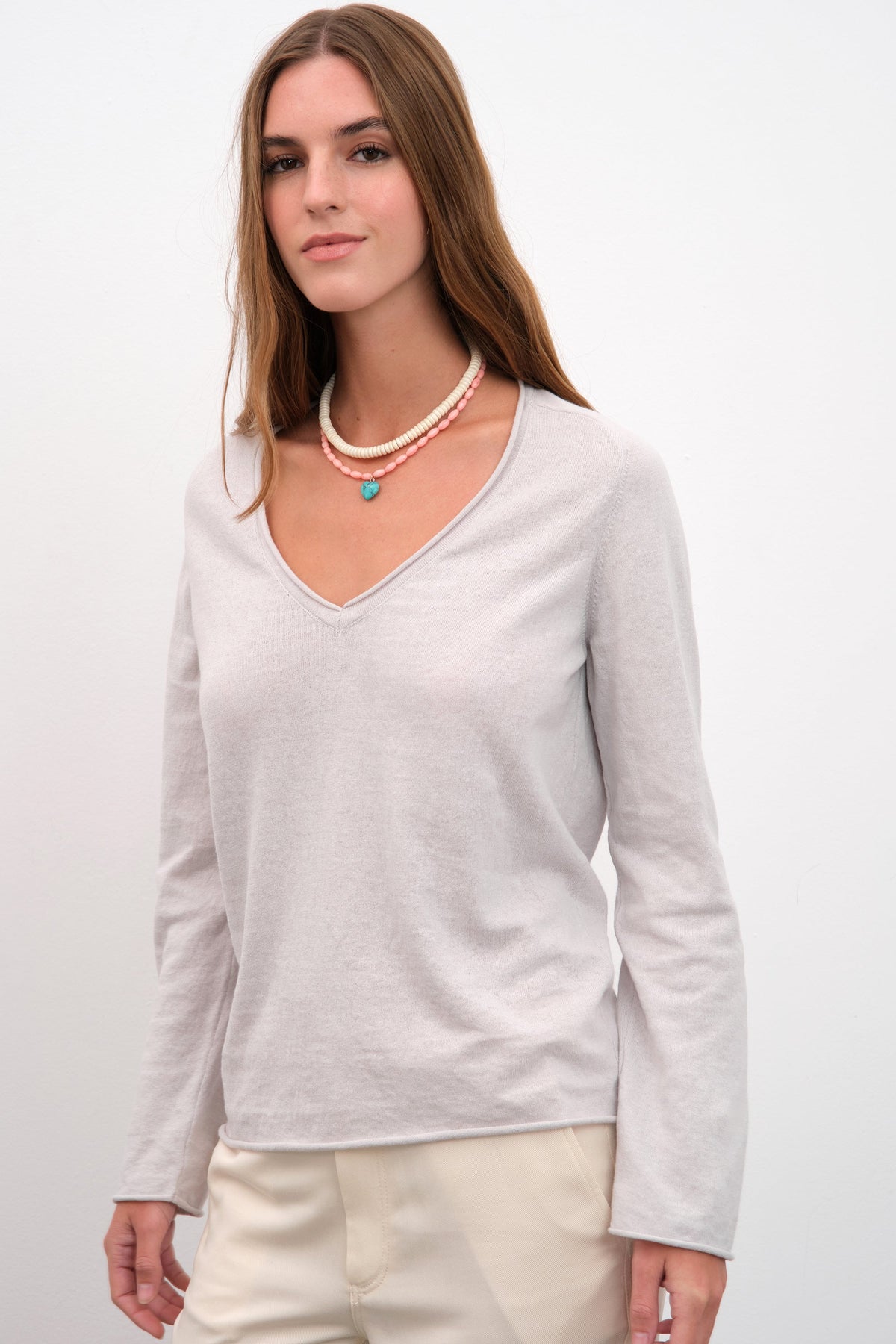 Lightweight V Neck Sweater in Cotton/Linen Blend