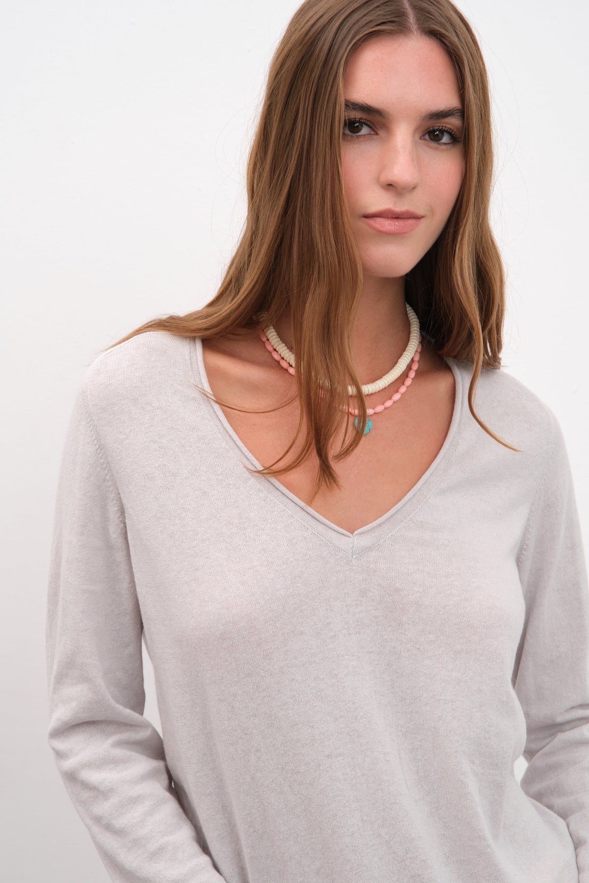 Lightweight V Neck Sweater in Cotton/Linen Blend