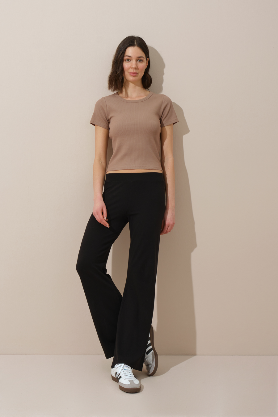 Ribbed Fitted Cropped T-shirt in Cotton