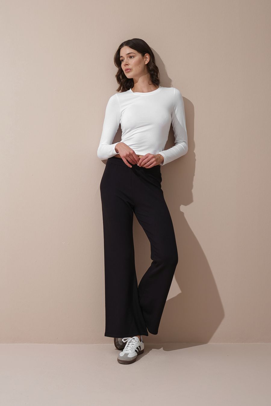 Long Sleeve Cropped T-shirt in Modal