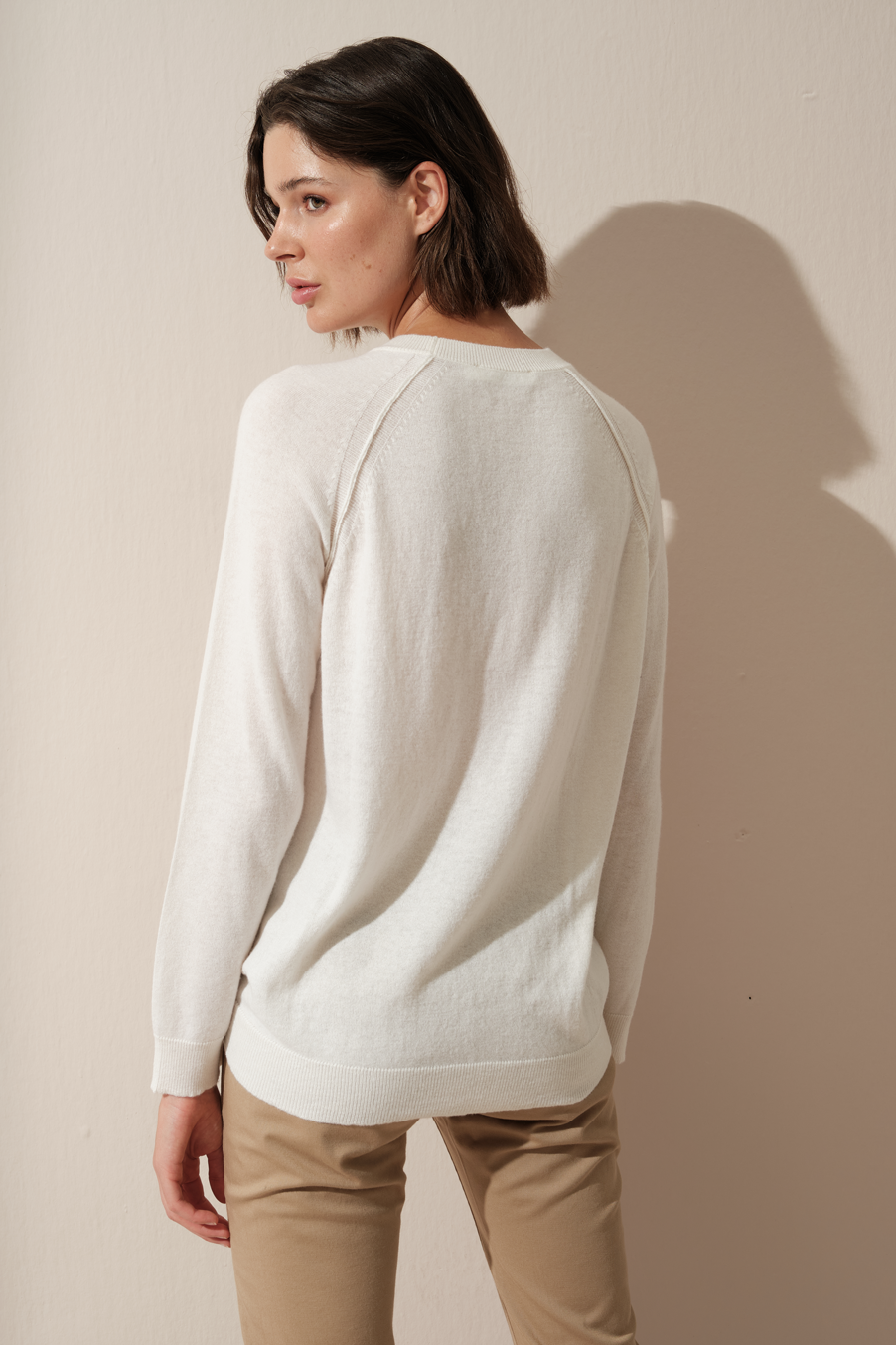 Lightweight Cashmere Merino Raglan Sweater