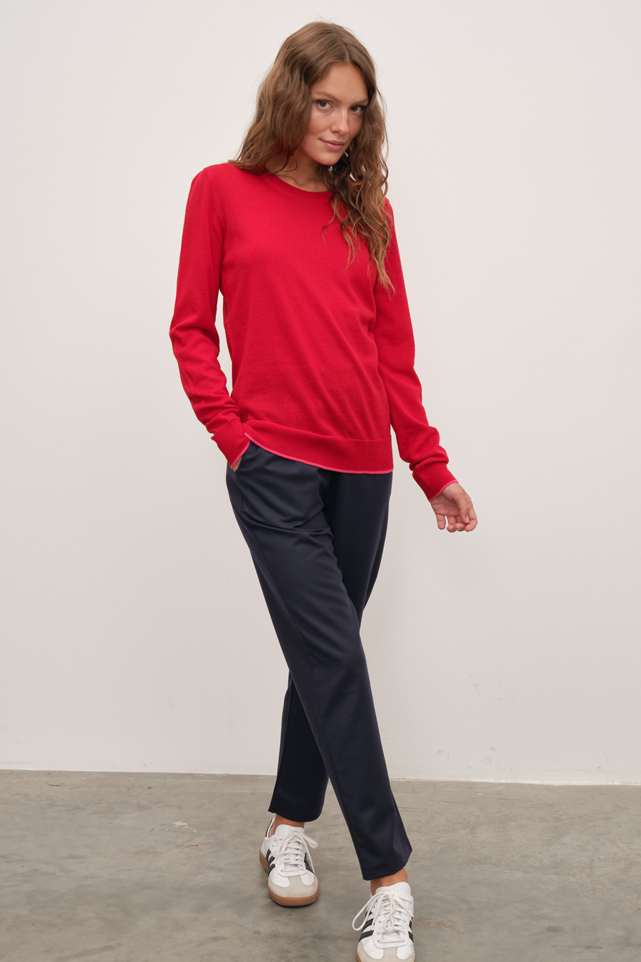 Lighweight Merino Sweater with Contrast Trim