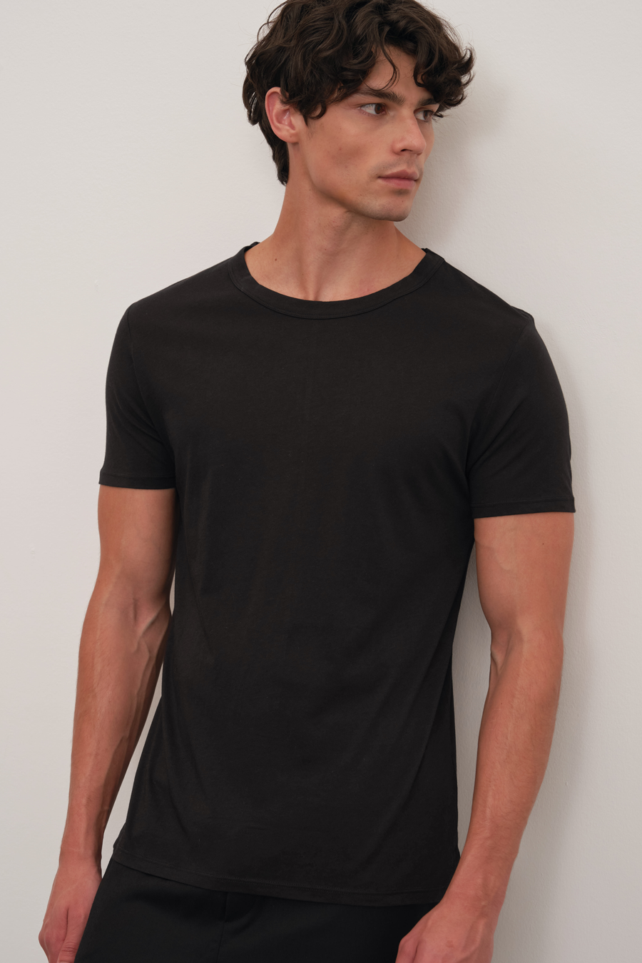 Crew Neck T-shirt in Lightweight Cotton/Modal Blend