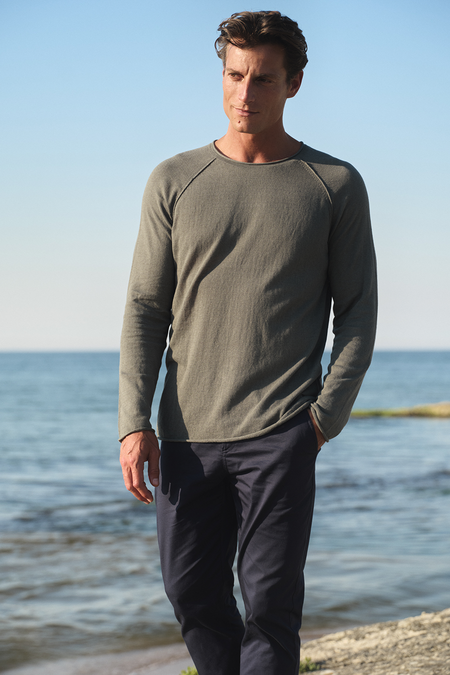 Raglan Sleeve Lightweight Unisex Sweater in Cotton/Linen Blend