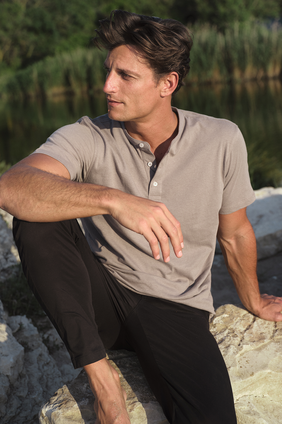Short Sleeve Henley in Neppy Cotton