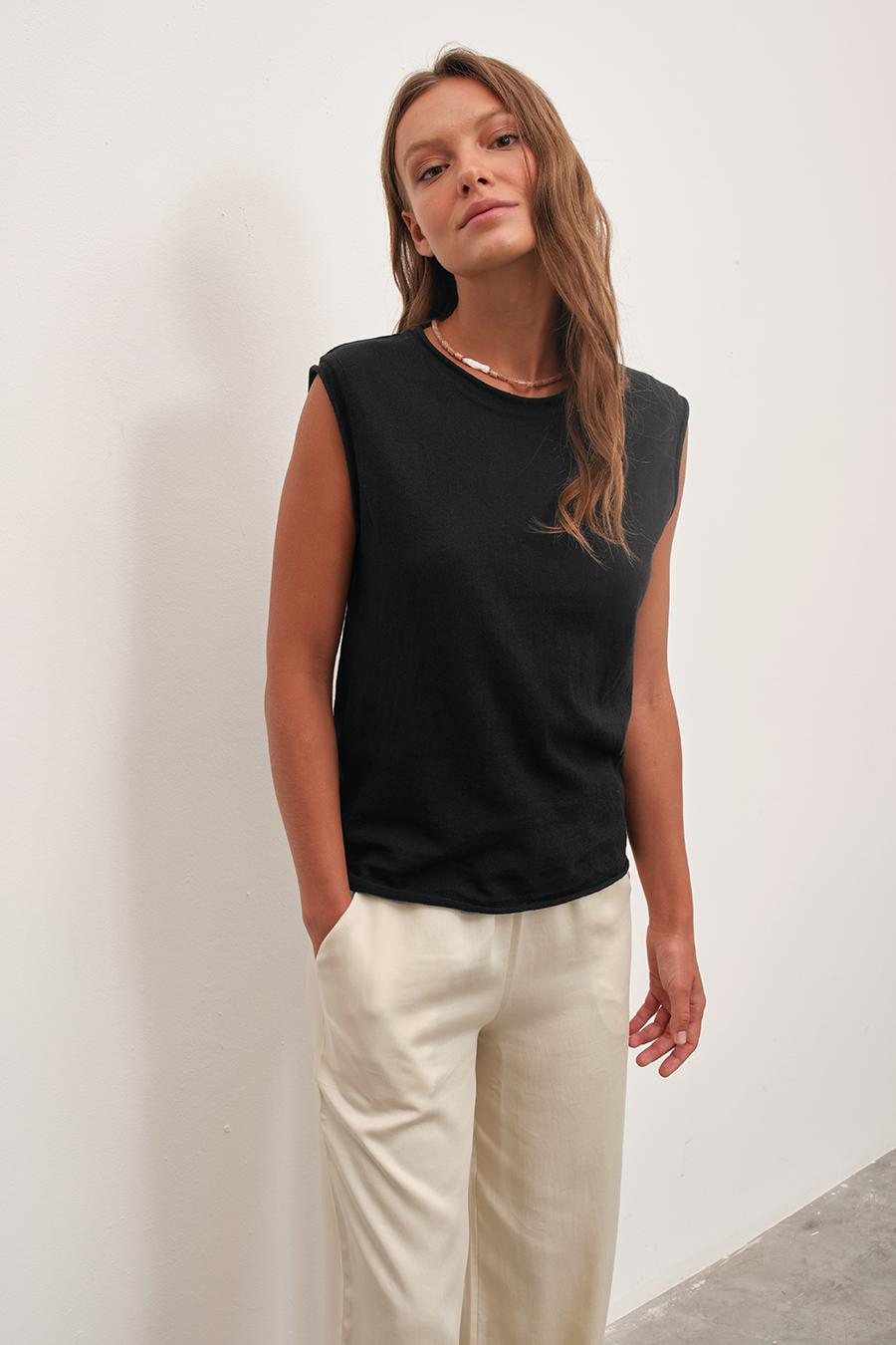 Lightweight Knit Muscle Tee in Cotton/Linen Blend