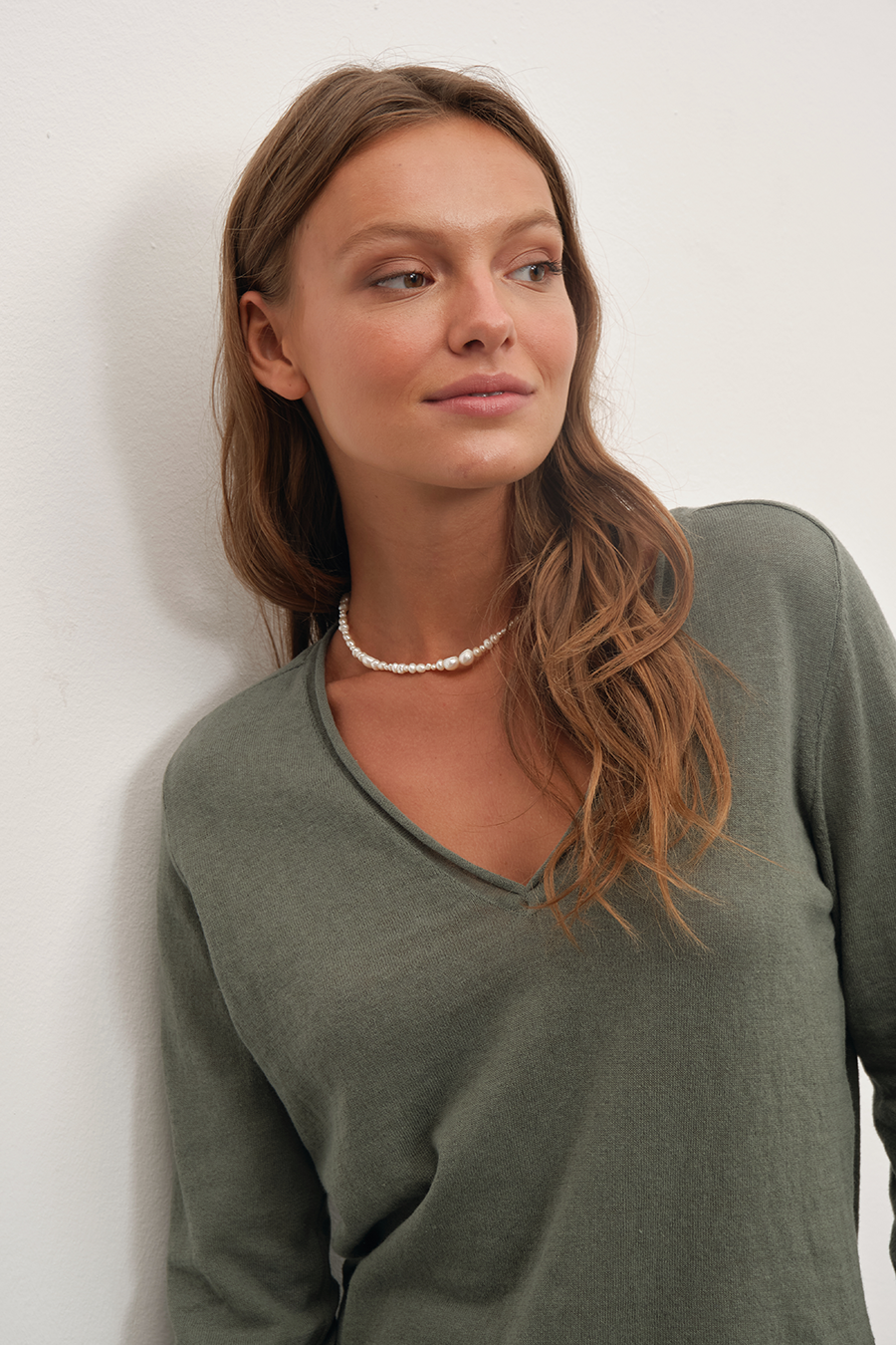 Lightweight V Neck Sweater in Cotton/Linen Blend