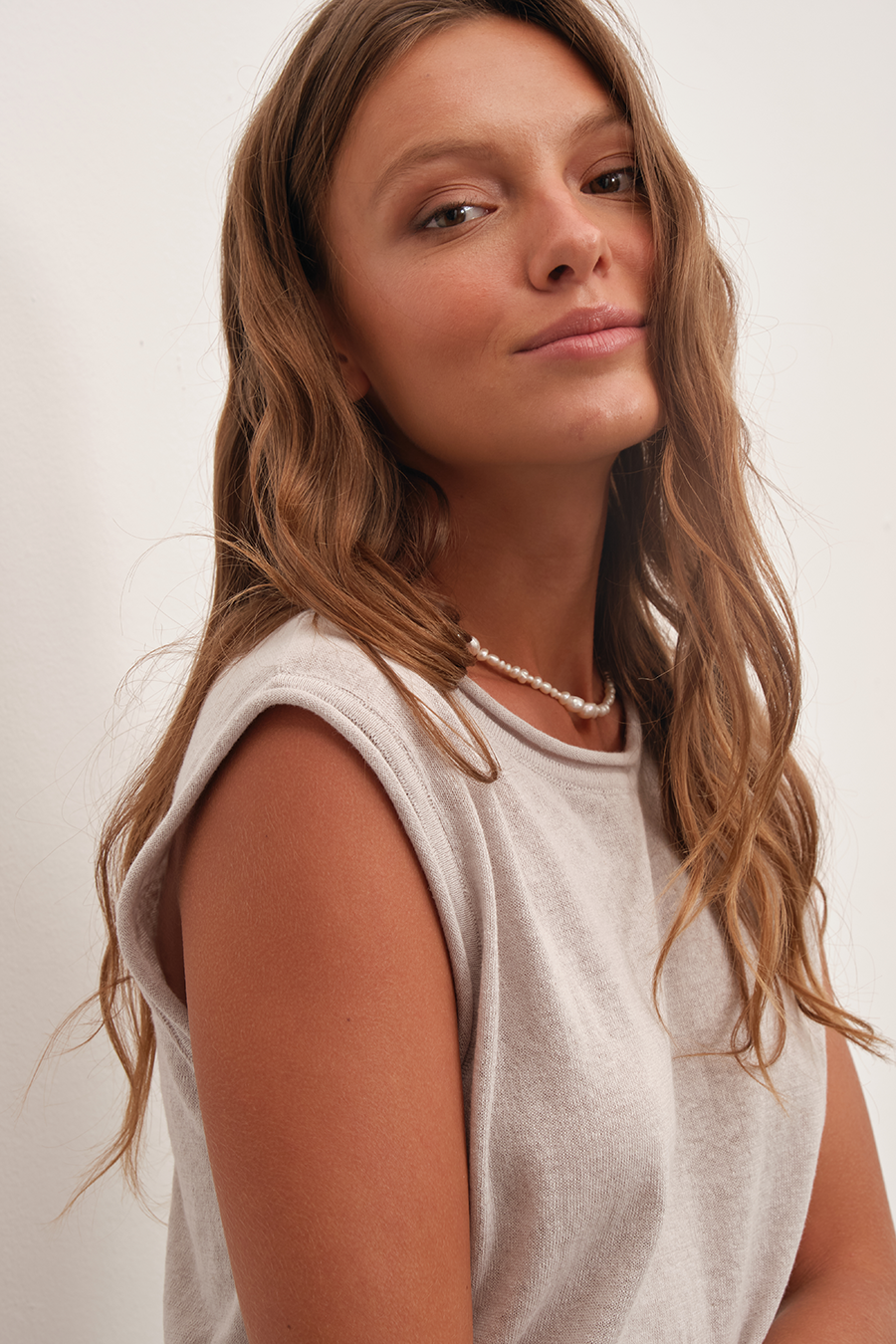 Lightweight Knit Muscle Tee in Cotton/Linen Blend