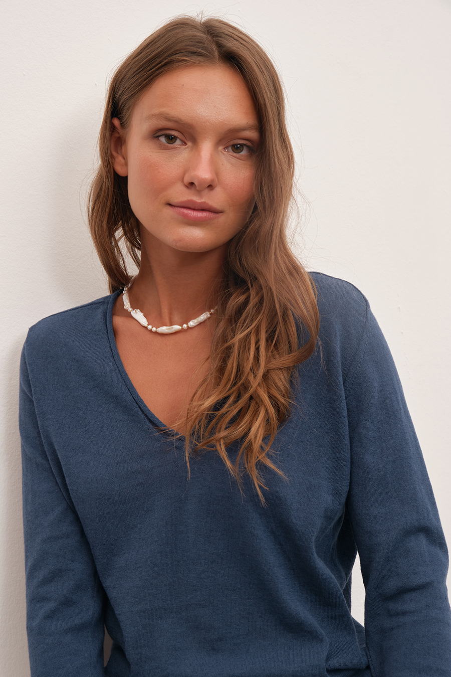 Lightweight V Neck Sweater in Cotton/Linen Blend
