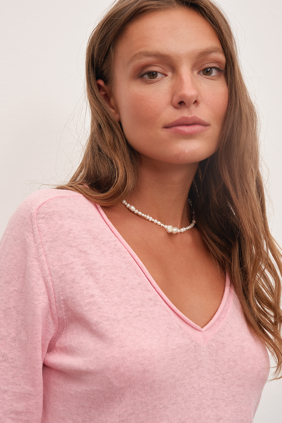 Lightweight V Neck Sweater in Cotton/Linen Blend