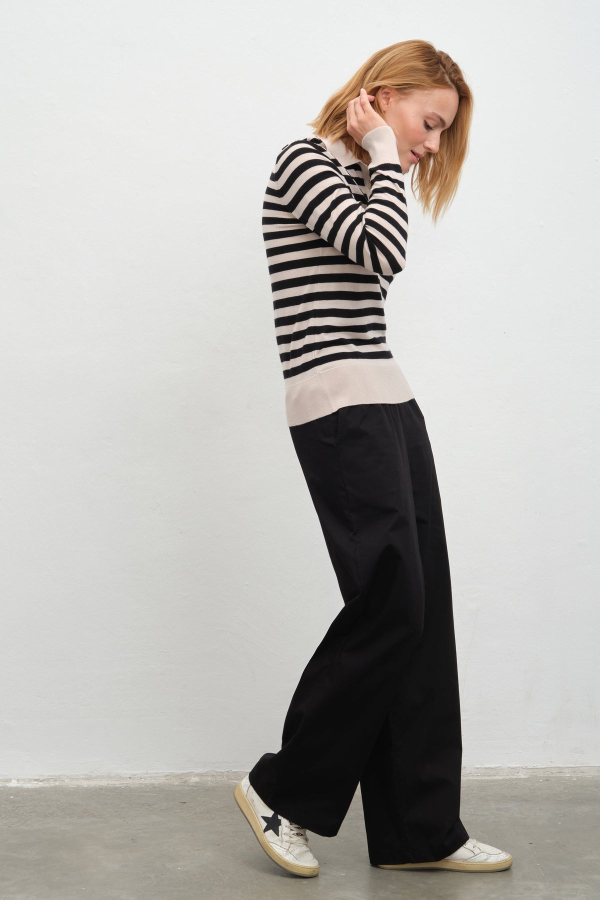 Lightweight Cashmere-Merino Polo-Neck Fitted Sweater