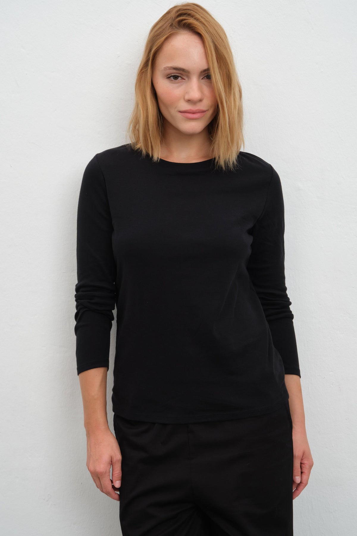 Long-Sleeve Fitted T-shirt in Micro-Ribbed Cotton