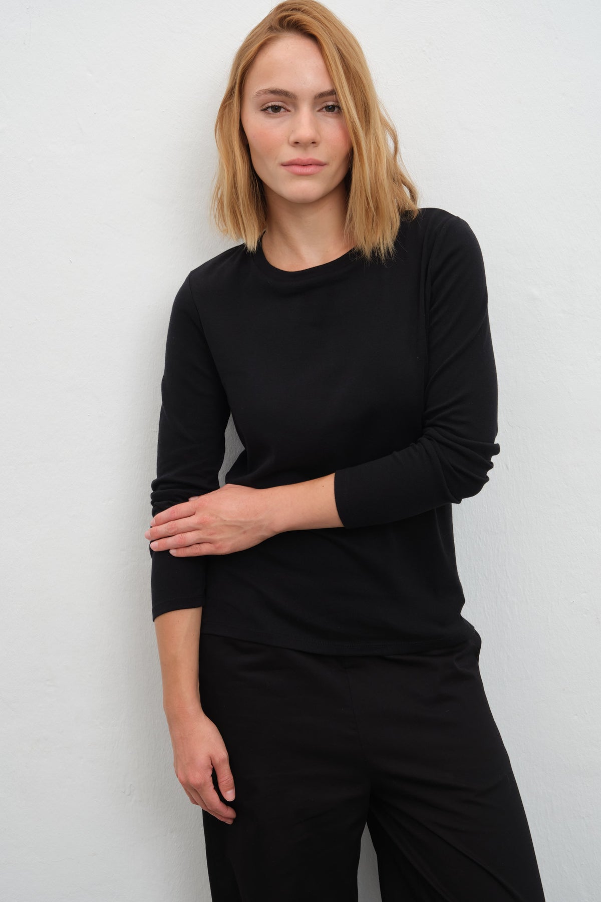 Long-Sleeve Fitted T-shirt in Micro-Ribbed Cotton