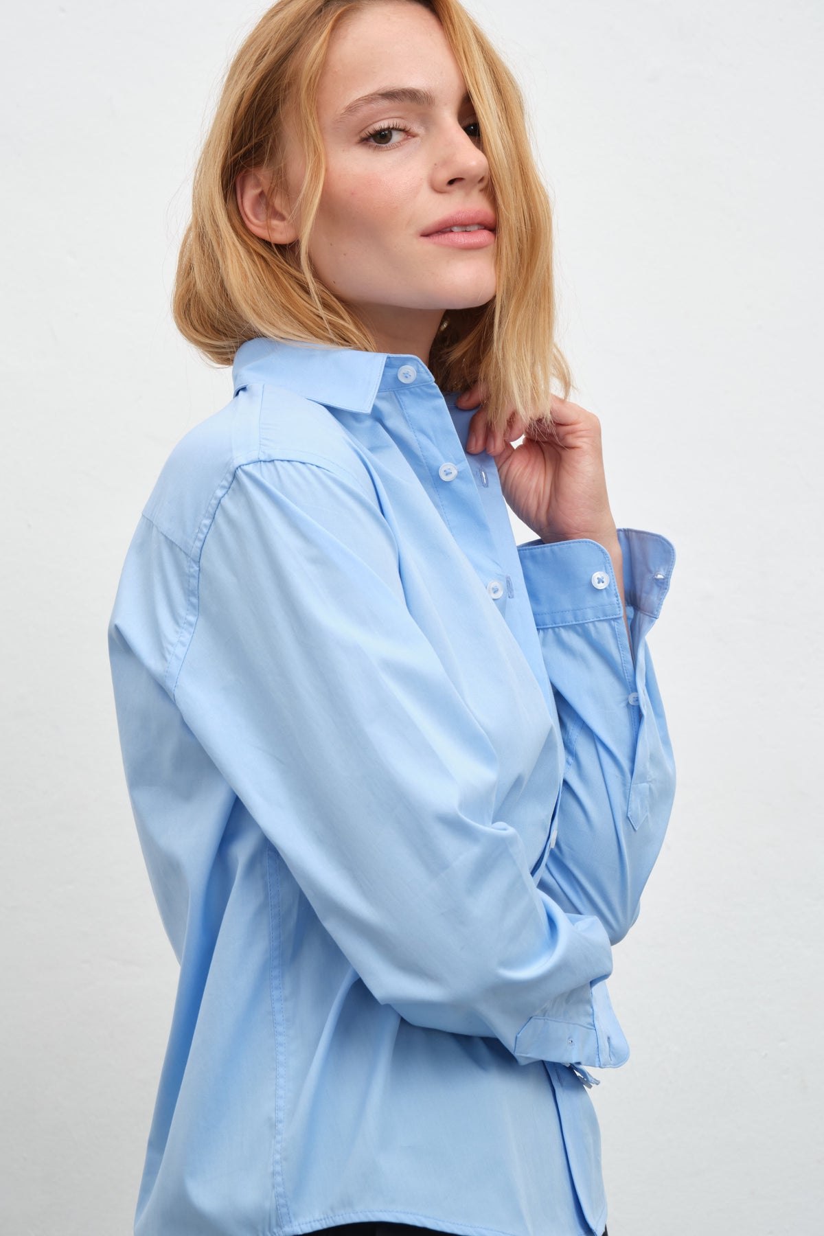 Button-Down Shirt in Cotton Poplin