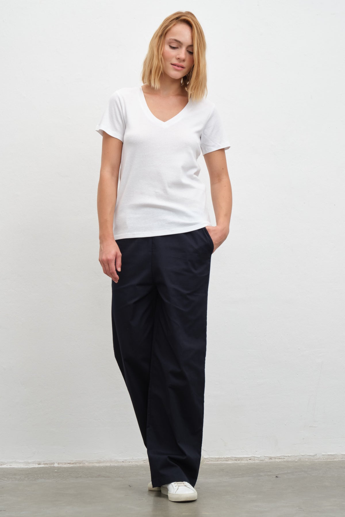 V-Neck Fitted T-shirt in Micro-Ribbed Cotton