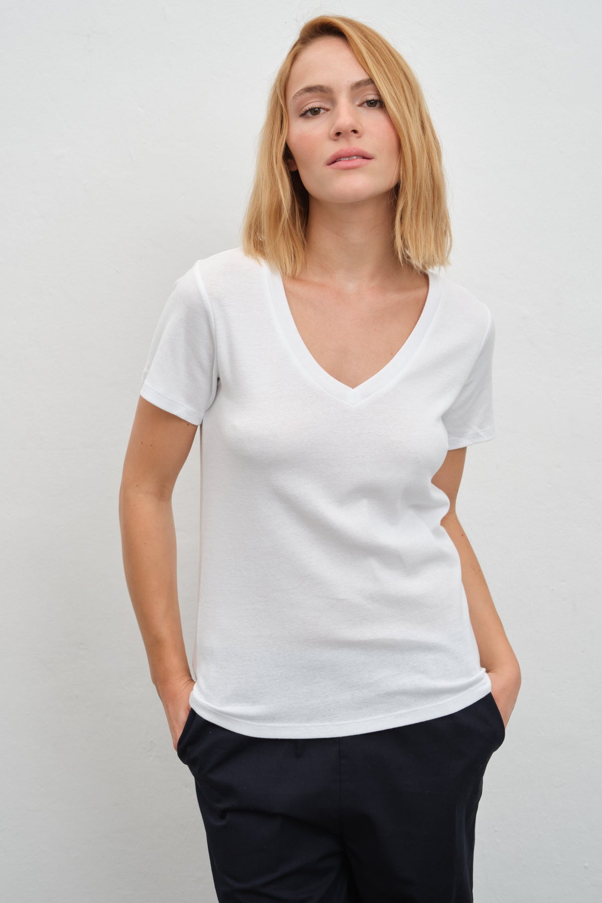 V-Neck Fitted T-shirt in Micro-Ribbed Cotton