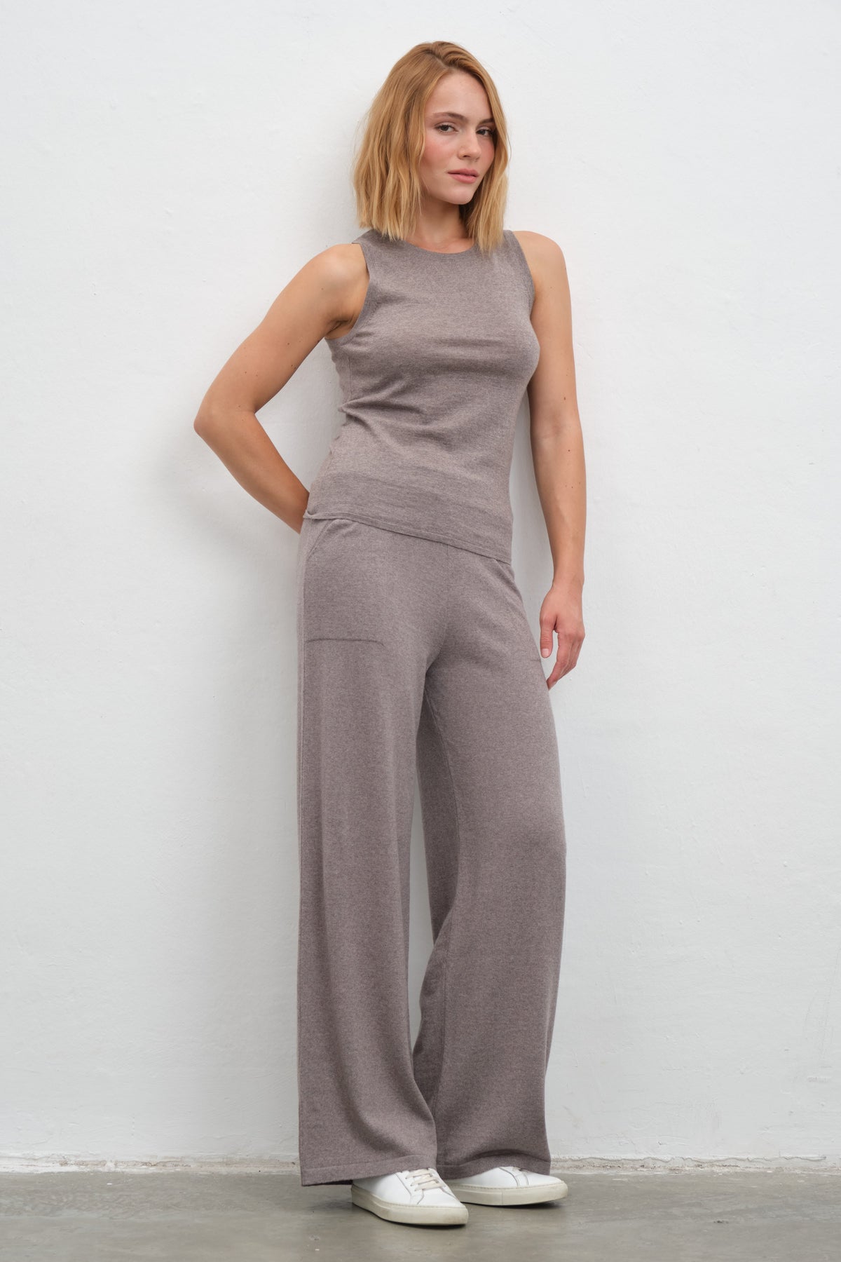 Lightweight Merino-Wool Wide-Leg Pants