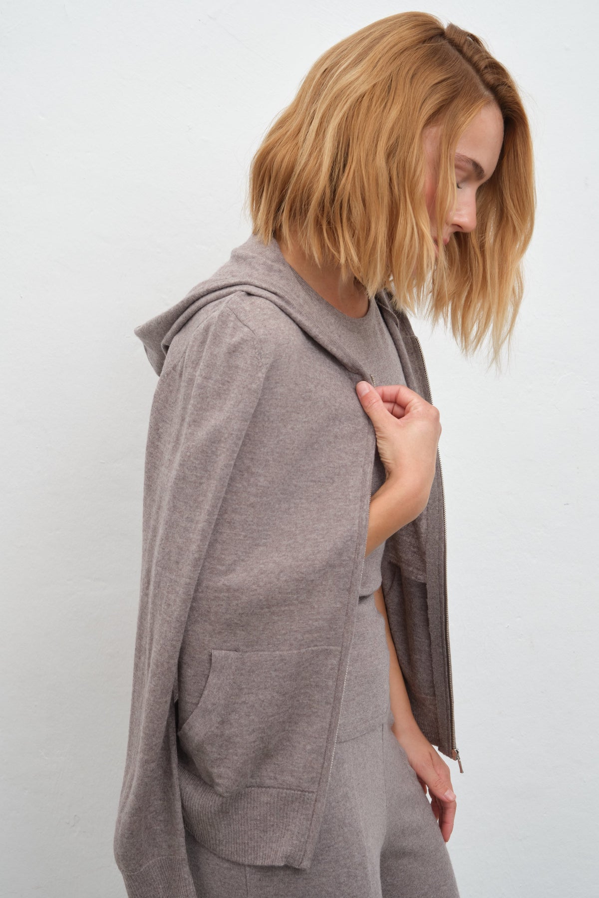 Lightweight Merino Full-Zip Hoodie