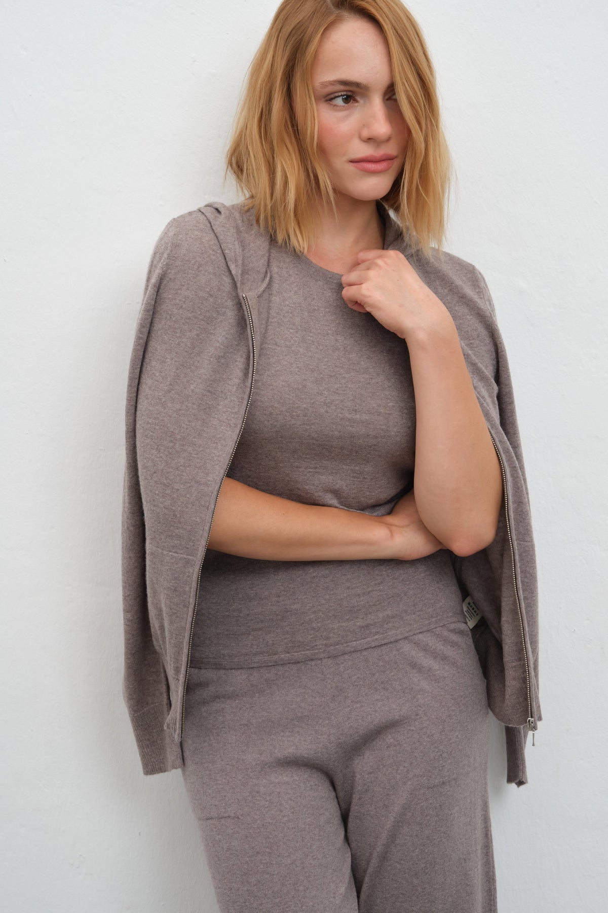 Lightweight Merino Full-Zip Hoodie