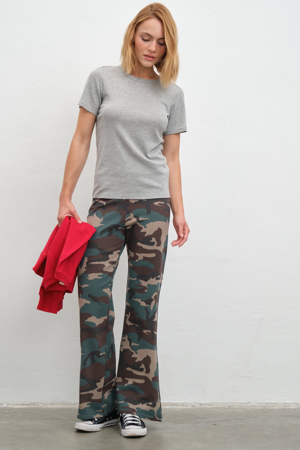 Crew-Neck Fitted T-shirt in Micro-Ribbed Cotton