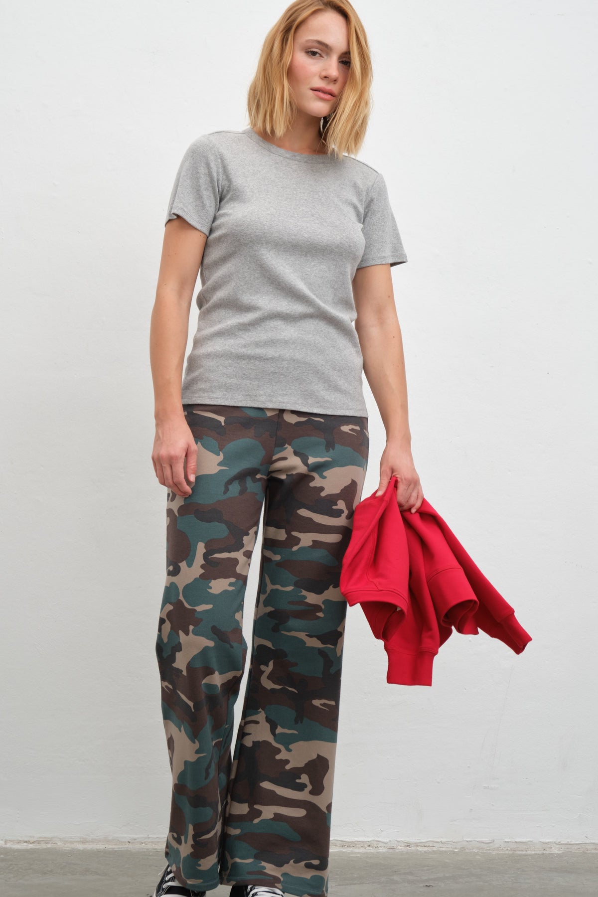 Crew-Neck Fitted T-shirt in Micro-Ribbed Cotton