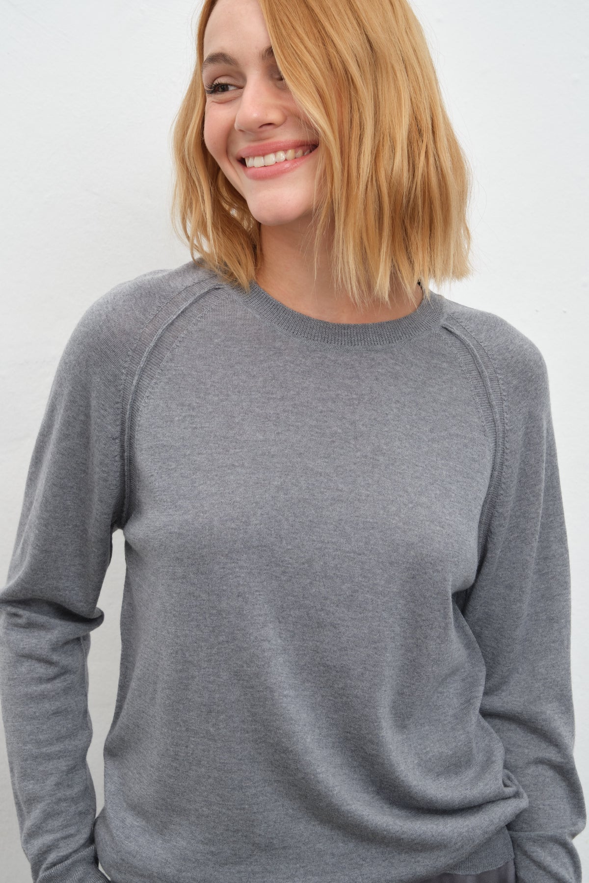 Lightweight Cashmere-Merino Raglan-Sleeve Unisex Sweater