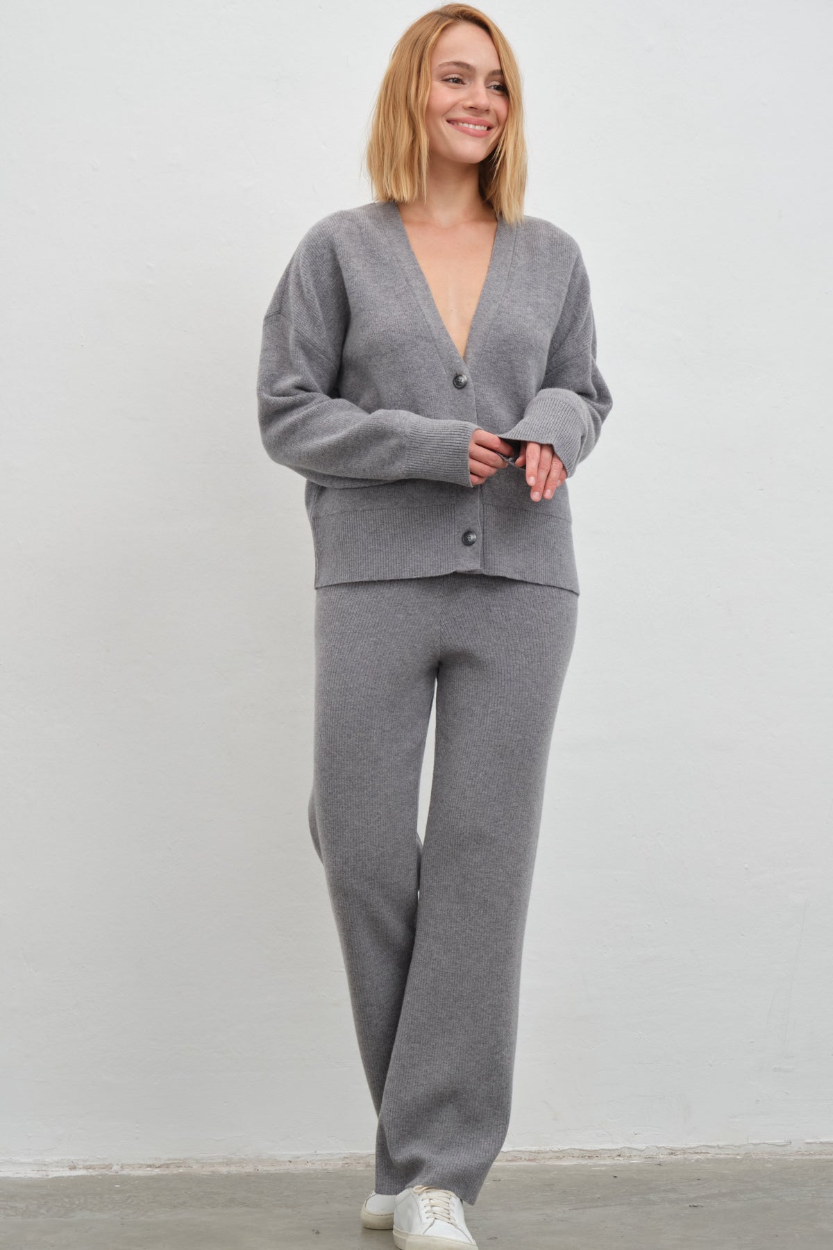 Merino Ribbed Cropped Cardigan