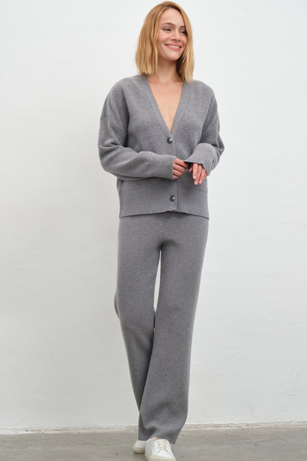 Merino Ribbed Cropped Cardigan