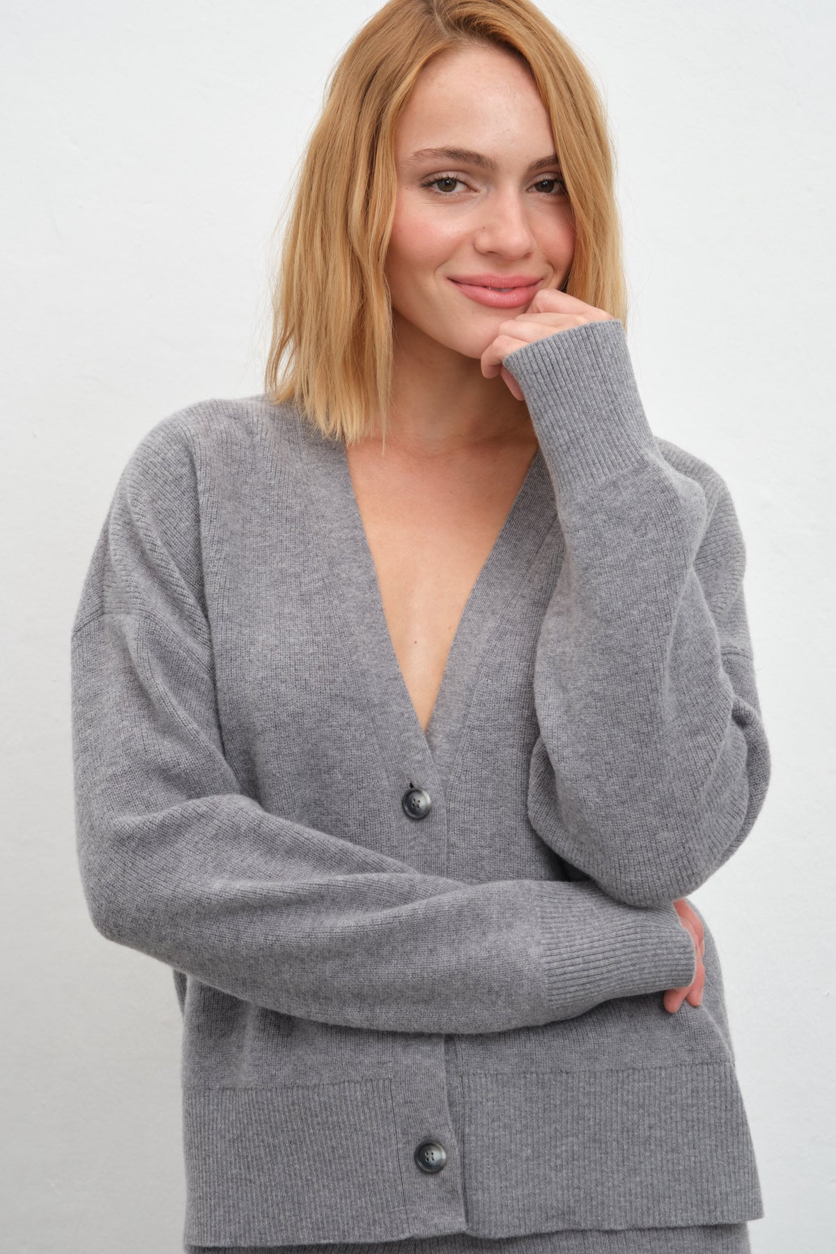 Merino Ribbed Cropped Cardigan