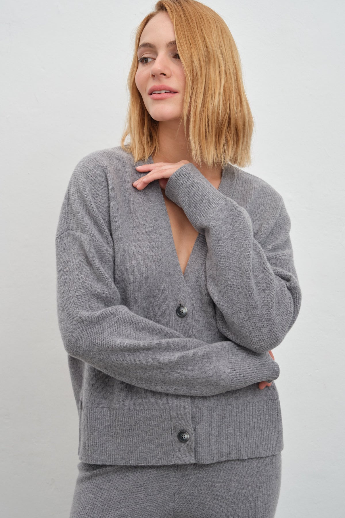 Merino Ribbed Cropped Cardigan