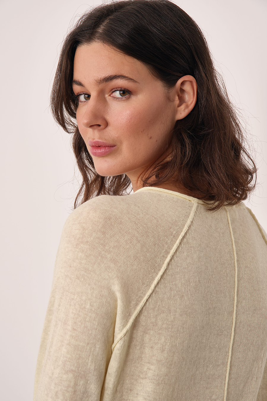 Raglan Sleeve Lightweight Unisex Sweater in Cotton/Linen Blend