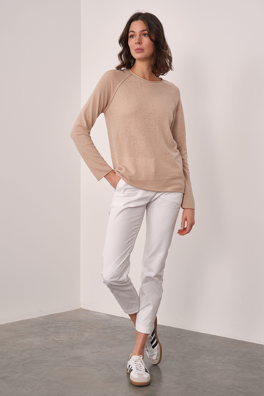 Raglan Sleeve Lightweight Unisex Sweater in Cotton/Linen Blend