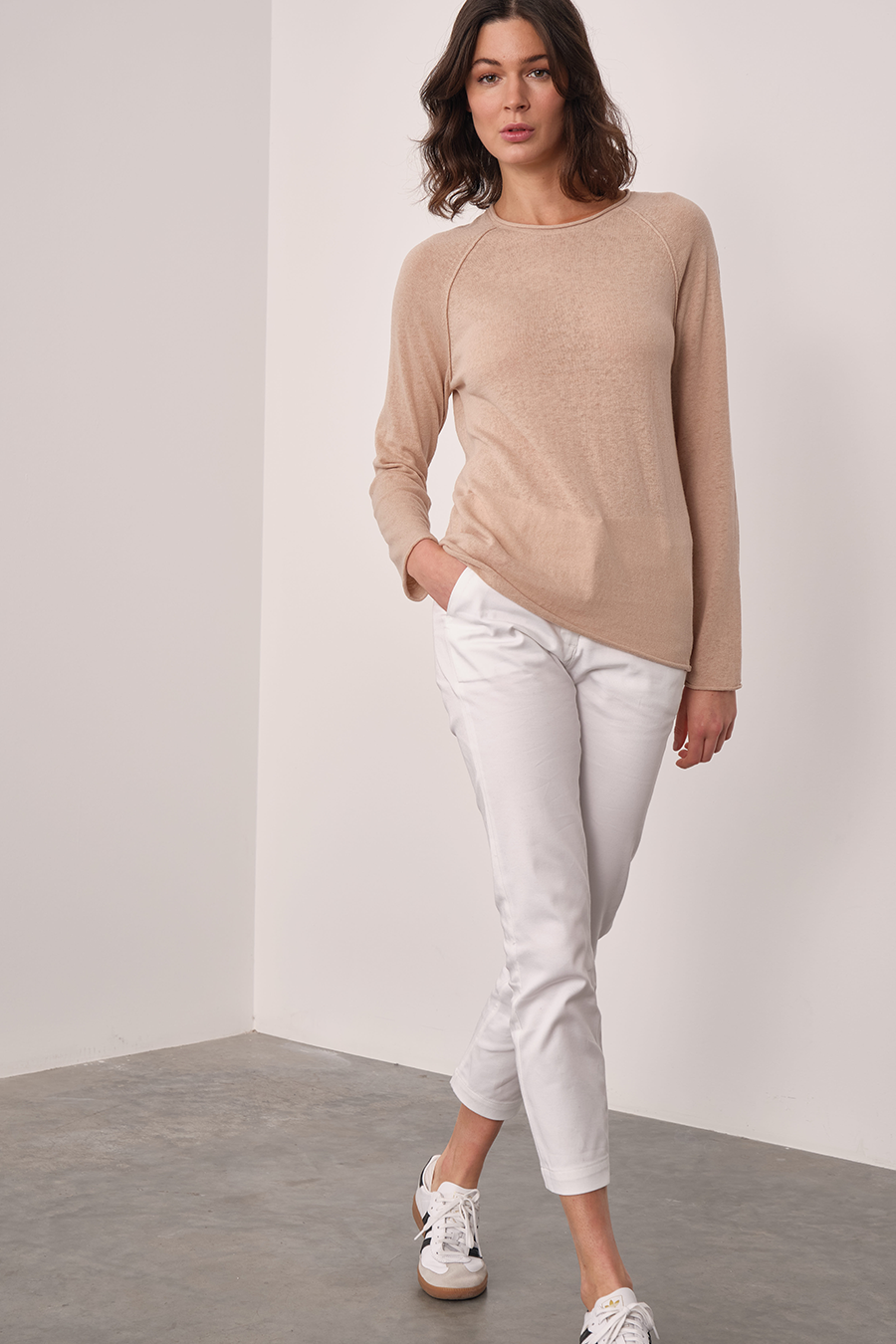 Raglan Sleeve Lightweight Unisex Sweater in Cotton/Linen Blend