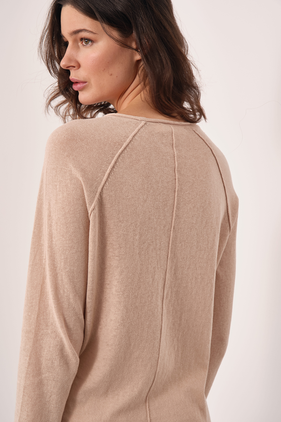 Raglan Sleeve Lightweight Unisex Sweater in Cotton/Linen Blend