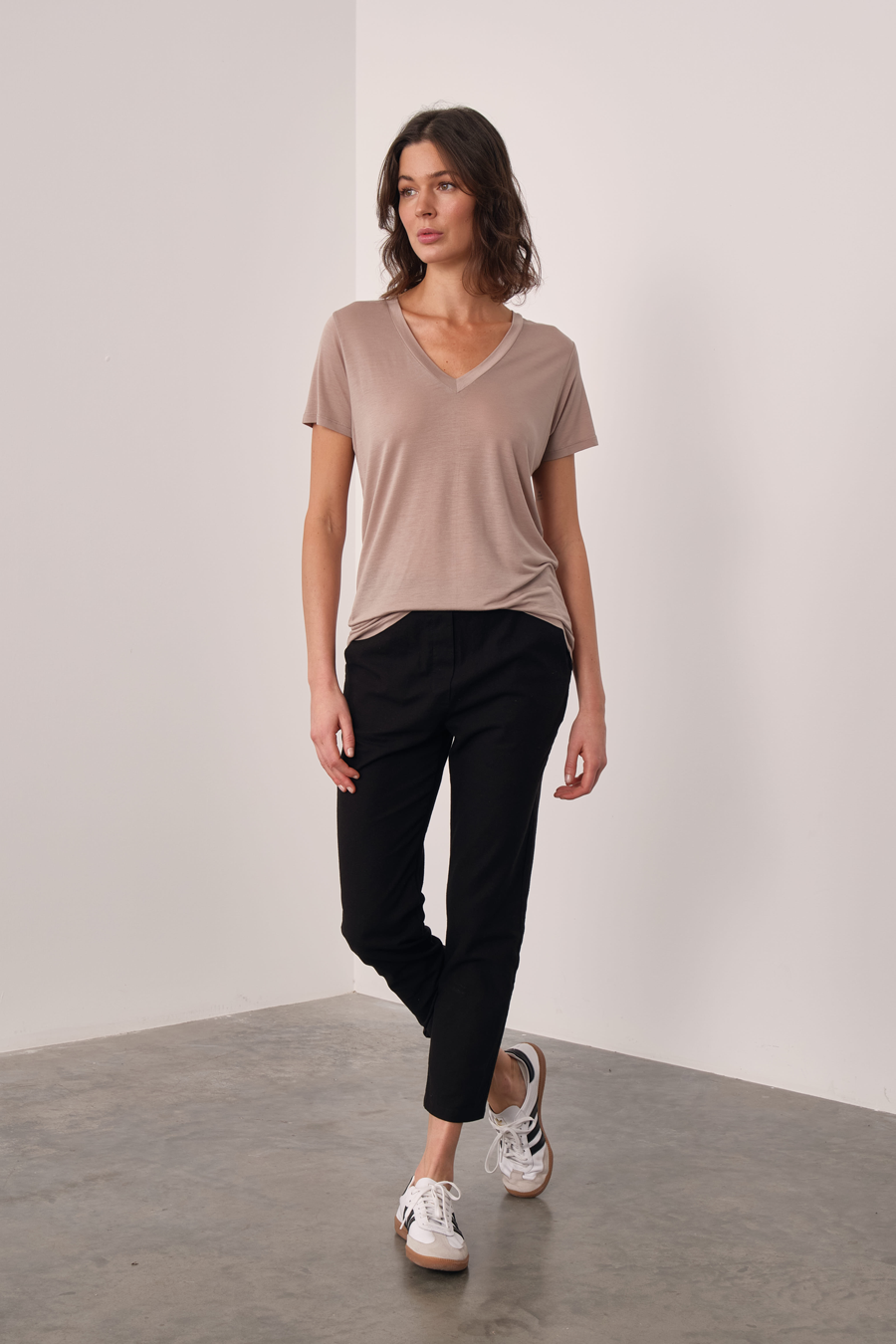 V Neck T-shirt in Lyocell (TENCEL™)